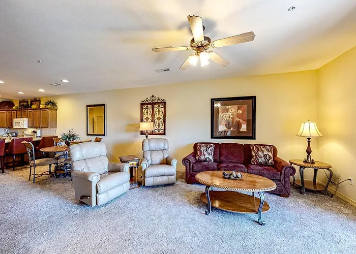 Thousand Hills Condo